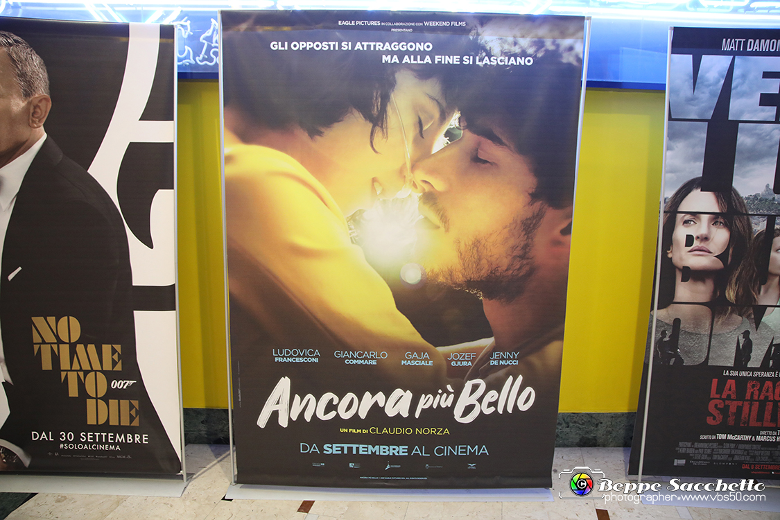 VBS_0559 - Anteprima Nazionale film -Ancora più Bello- con troupe.jpg